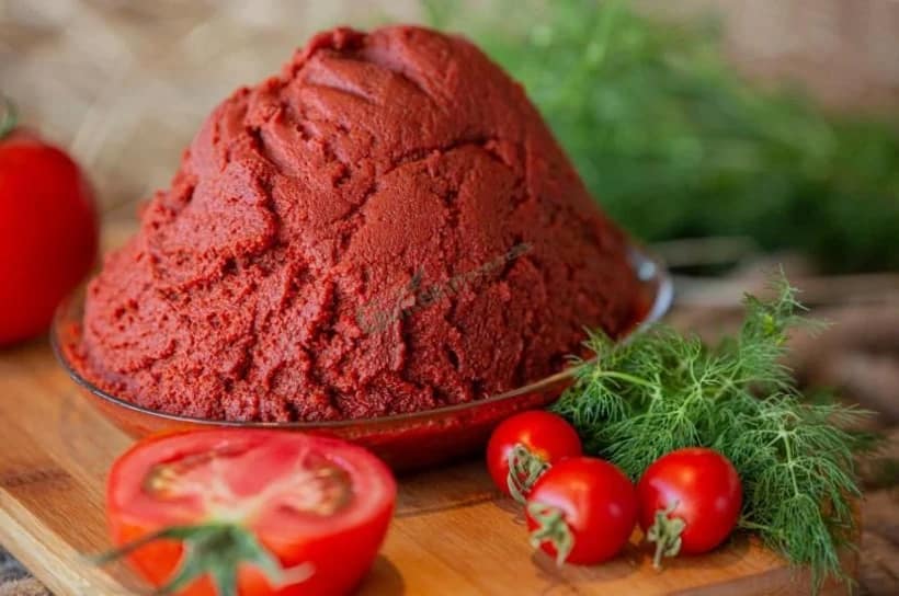 تصویر 3 از رب گوجه فرنگی چاشنی انتخابی کاربردی برای افزایش پیچیدگی طعمی و عمق مزه غذا